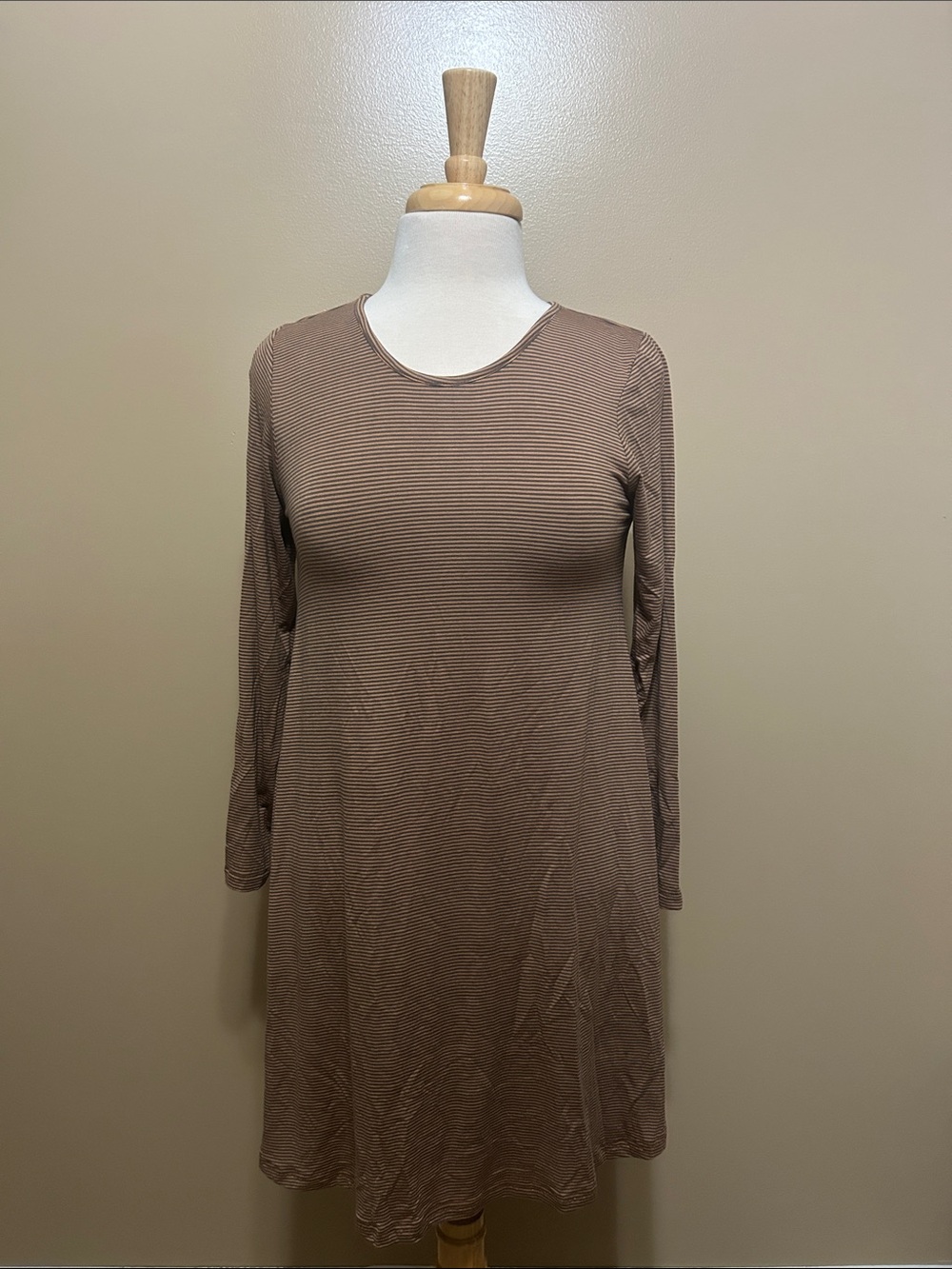BYTAVI Brown and Black Long Sleeve Dress